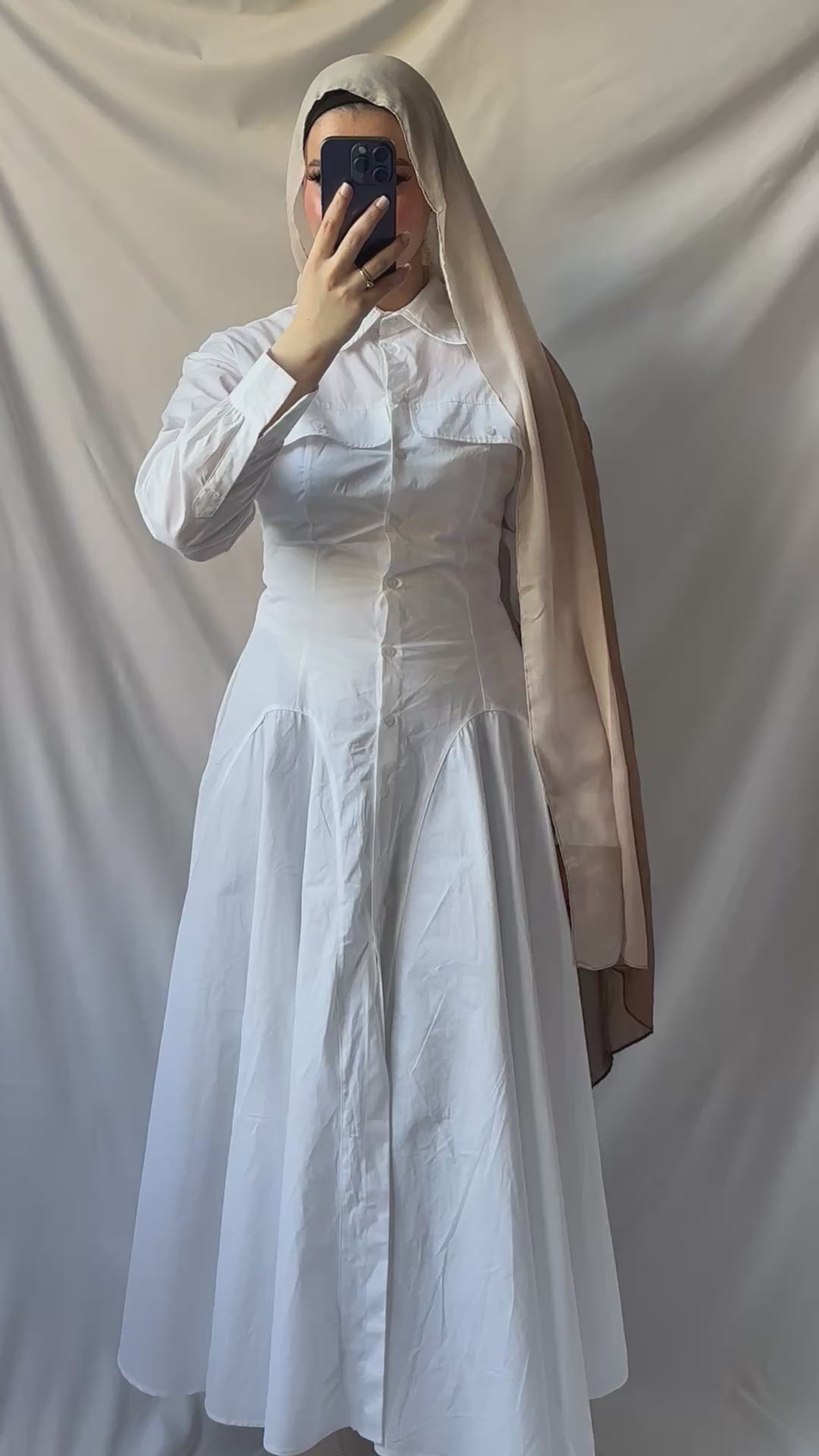 Snowline – White Long Dress