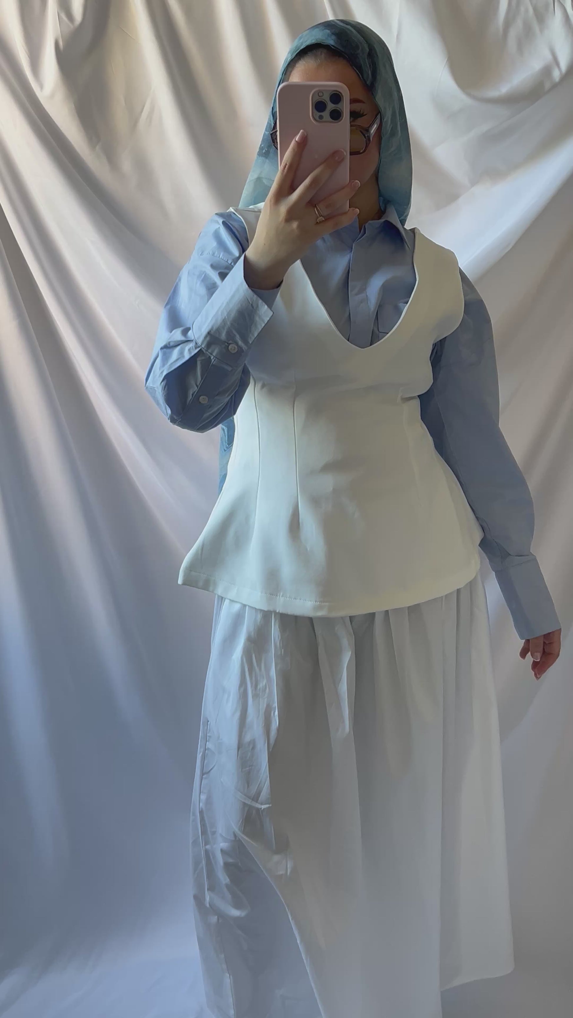Swan Grace — V Neck Top